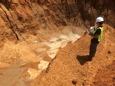 901Drones' Kerry Stockslager uses a drone to take images of normally inaccessible quarry walls for a university project. Photo: 901Drones 901Drones' Kerry Stockslager uses a drone to take images of normally inaccessible quarry walls for a university project. Photo: 901Drones